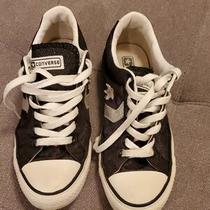Converse Black and White shimmer low top chuck Taylor's
